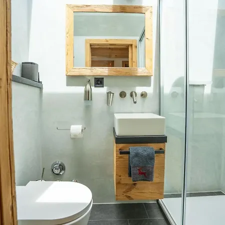 Cozy Penthouse Daire Zermatt